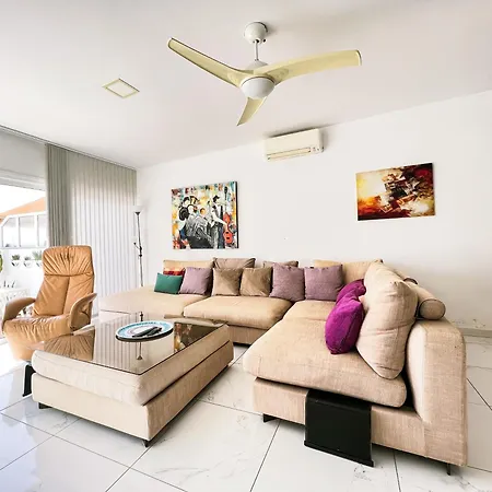 Spacious Studio Next To The Ocean Cs422 Callao Salvaje