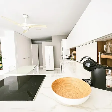 Spacious Studio Next To The Ocean Cs422