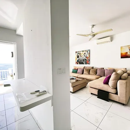Spacious Studio Next To The Ocean Cs422