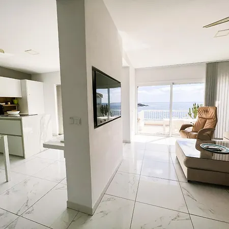 Spacious Studio Next To The Ocean Cs422